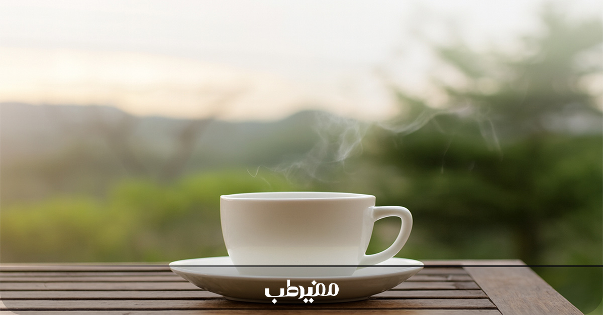 از بین بردن نفخ شکم با آب گرم