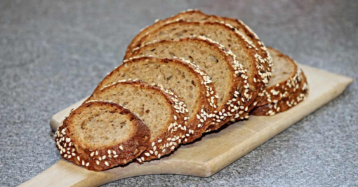 نان و غلات غنی شده حاوی ویتامین B1