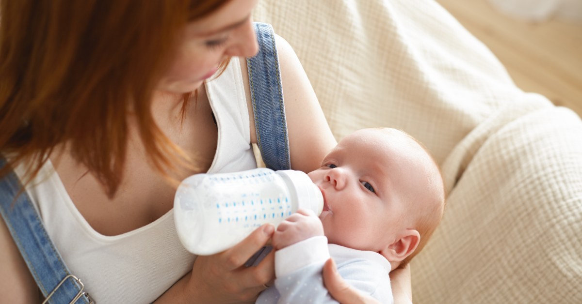 منبع اصلی کلسیم در نوزادان شیر مادر یا شیر خشک